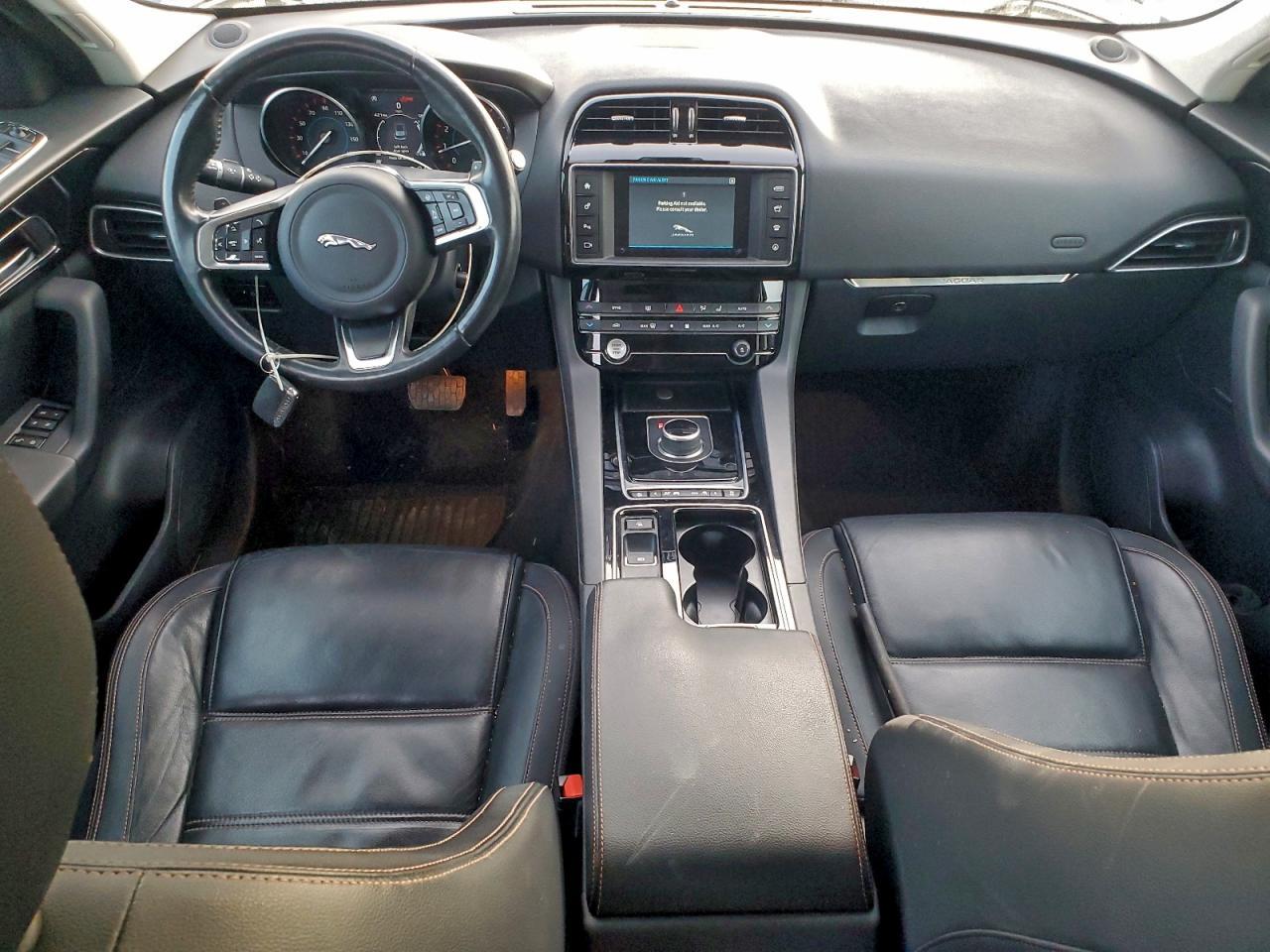 2018 JAGUAR F-Pace