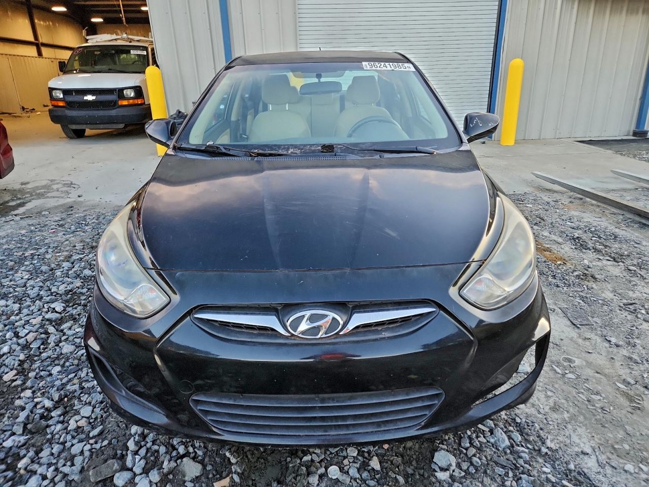 2013 HYUNDAI ACCENT