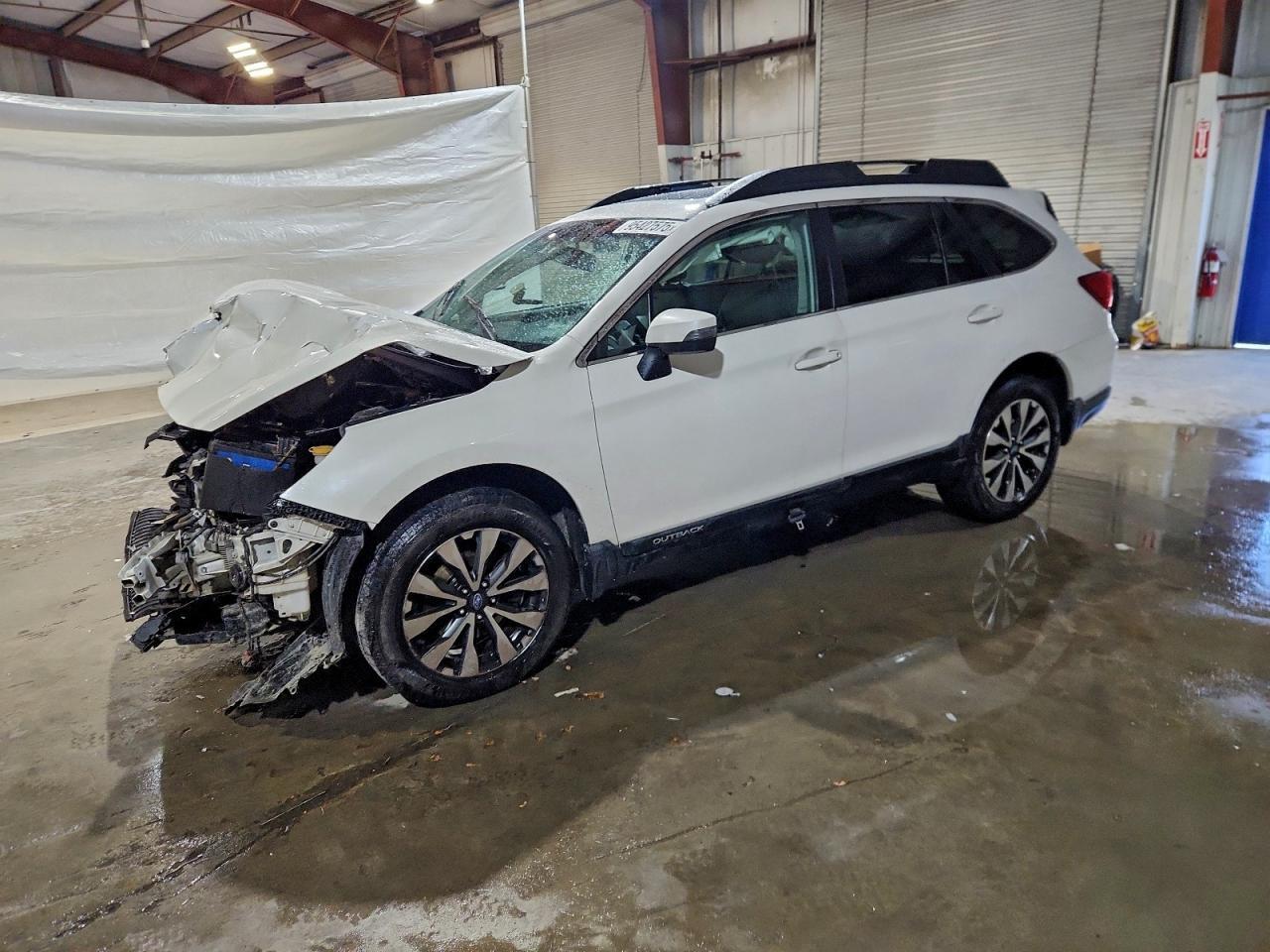 2015 SUBARU Outback