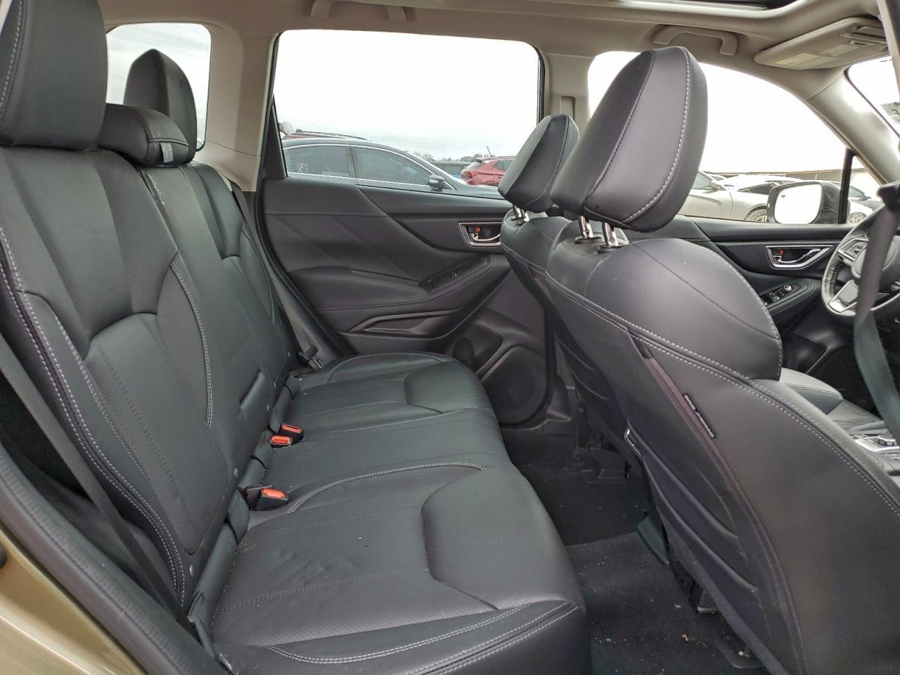 2023 SUBARU FORESTER