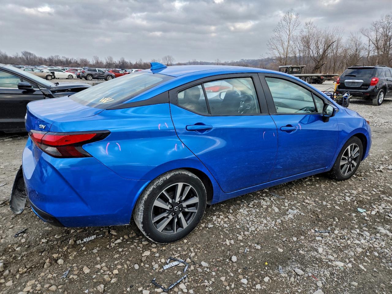 2021 NISSAN VERSA