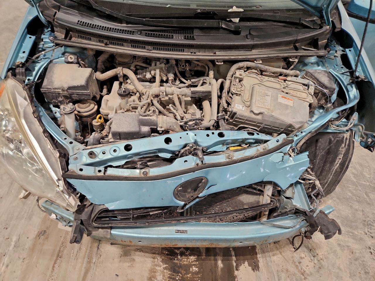 2014 TOYOTA Prius c