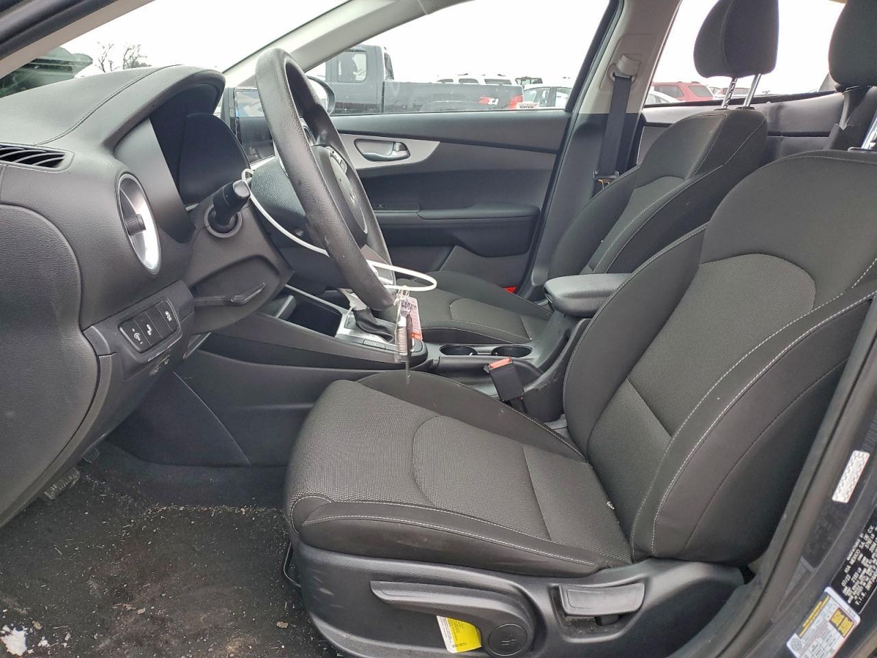 2023 KIA FORTE