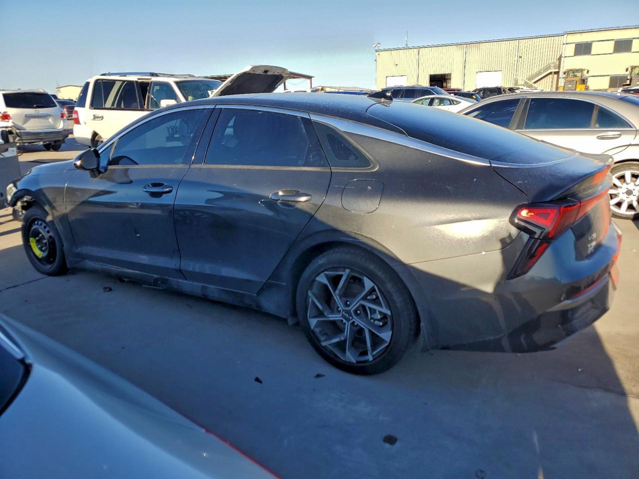 2025 KIA K5