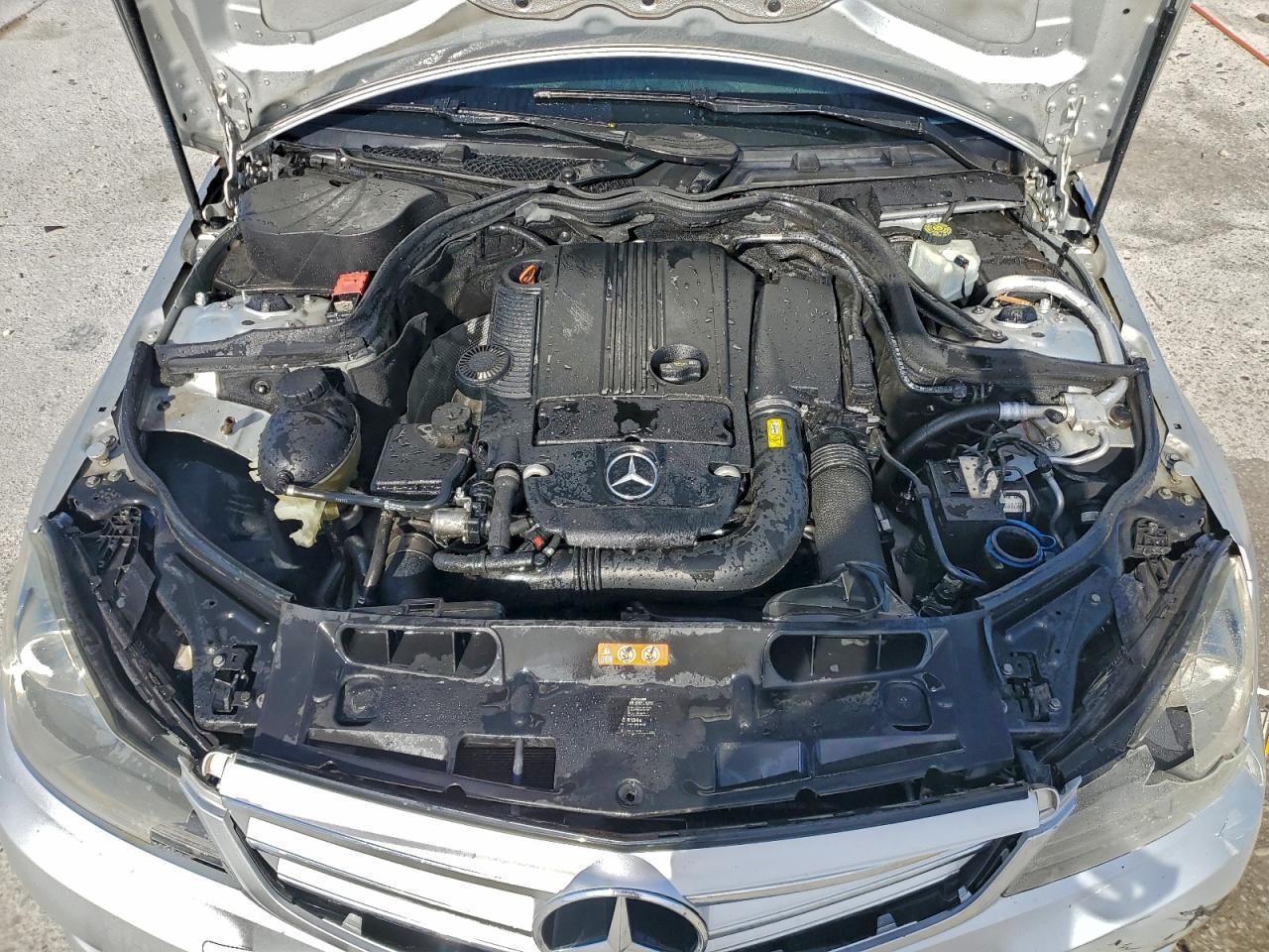 2012 MERCEDES-BENZ C-CLASS