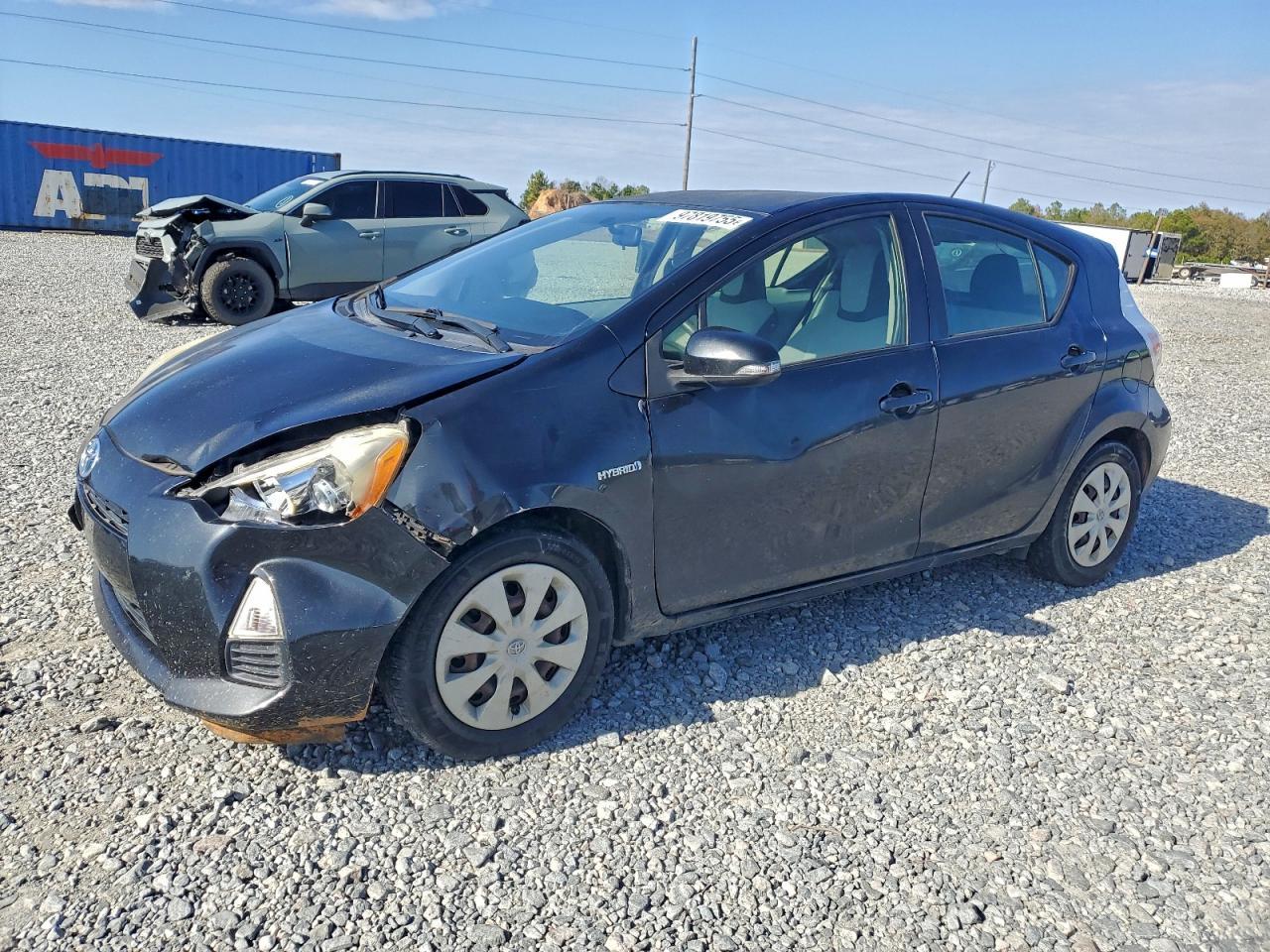 2013 TOYOTA Prius c
