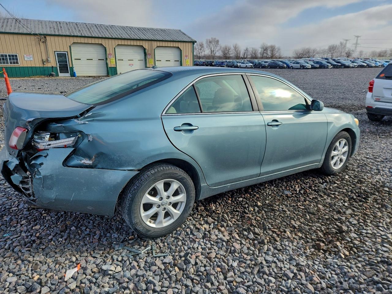 2011 TOYOTA CAMRY