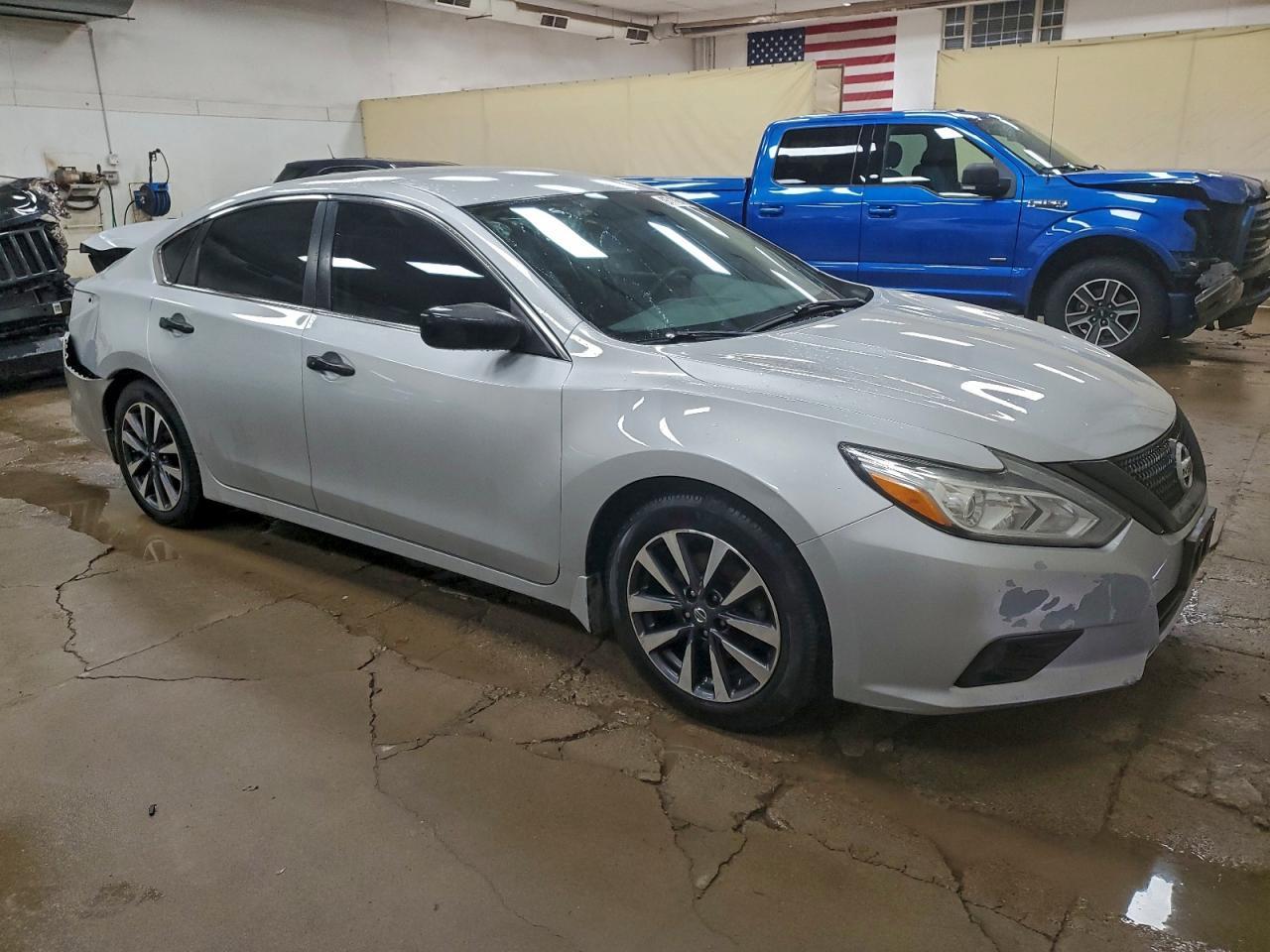 2017 NISSAN ALTIMA