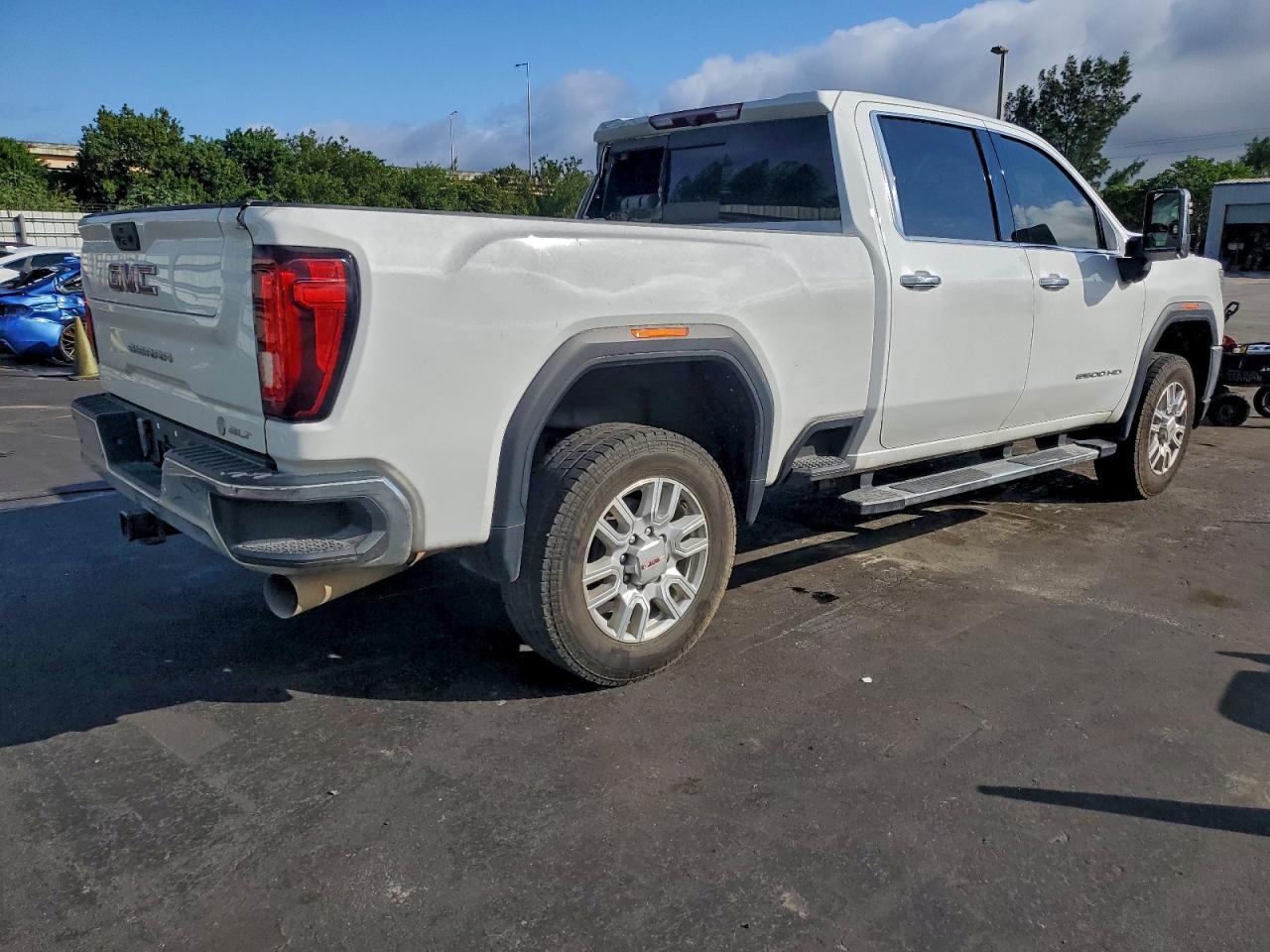 2021 GMC Sierra