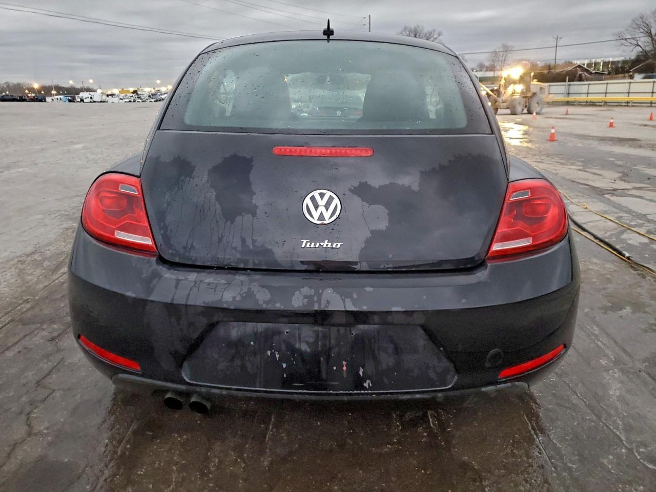 2016 VOLKSWAGEN Beetle