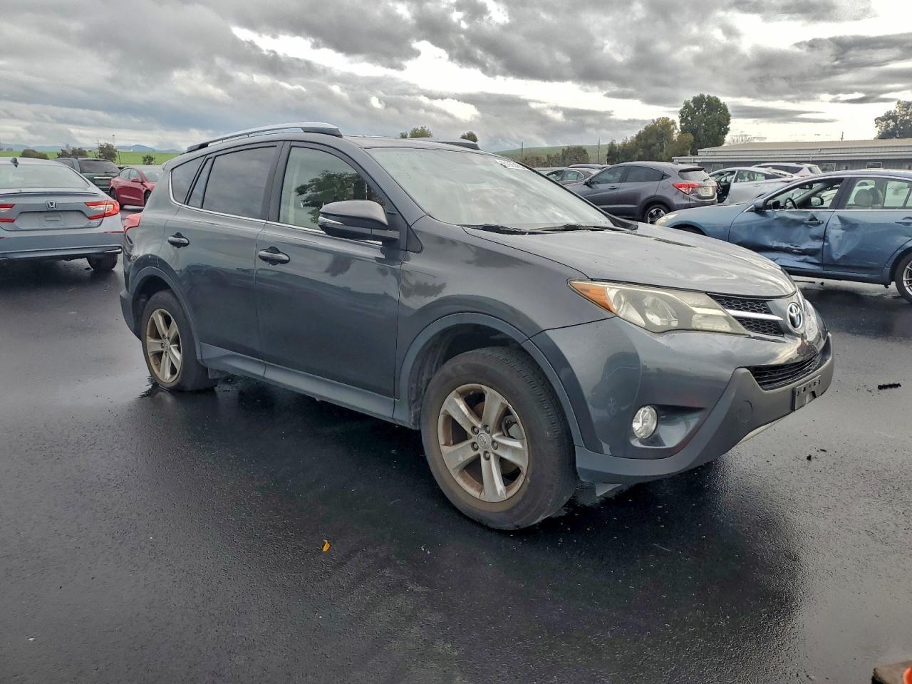 2014 TOYOTA RAV4