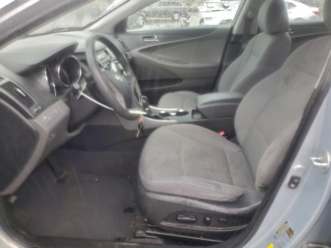 2011 HYUNDAI SONATA