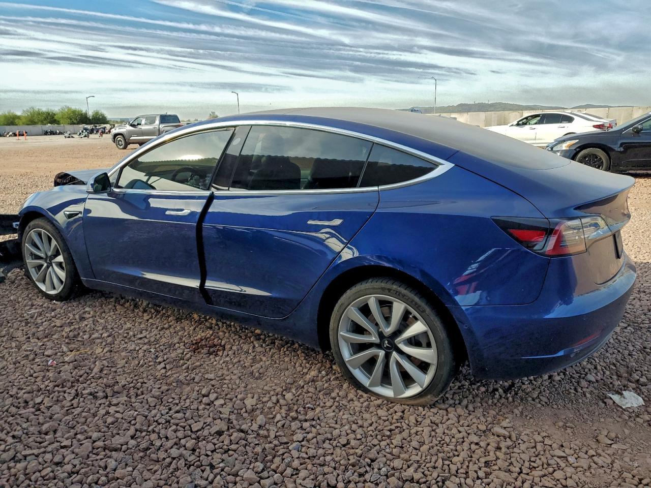 2019 TESLA MODEL 3