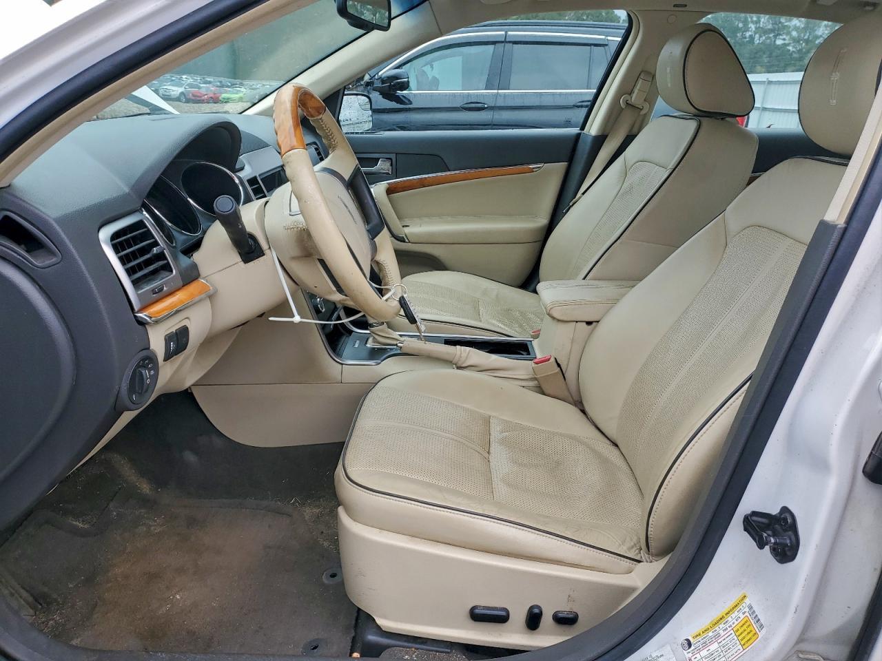 2011 LINCOLN MKZ