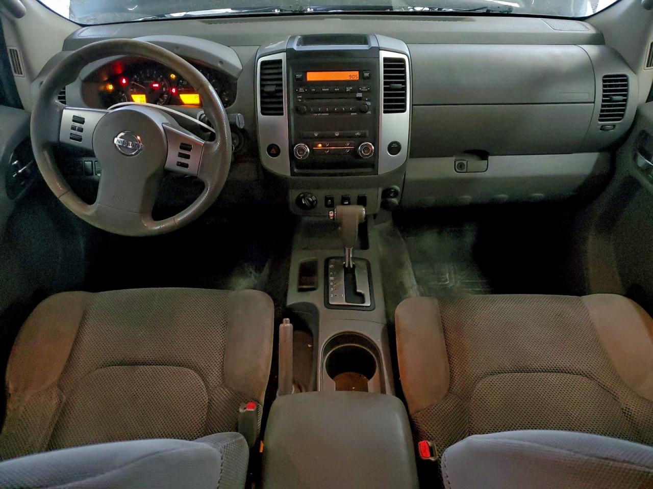 2012 NISSAN Frontier