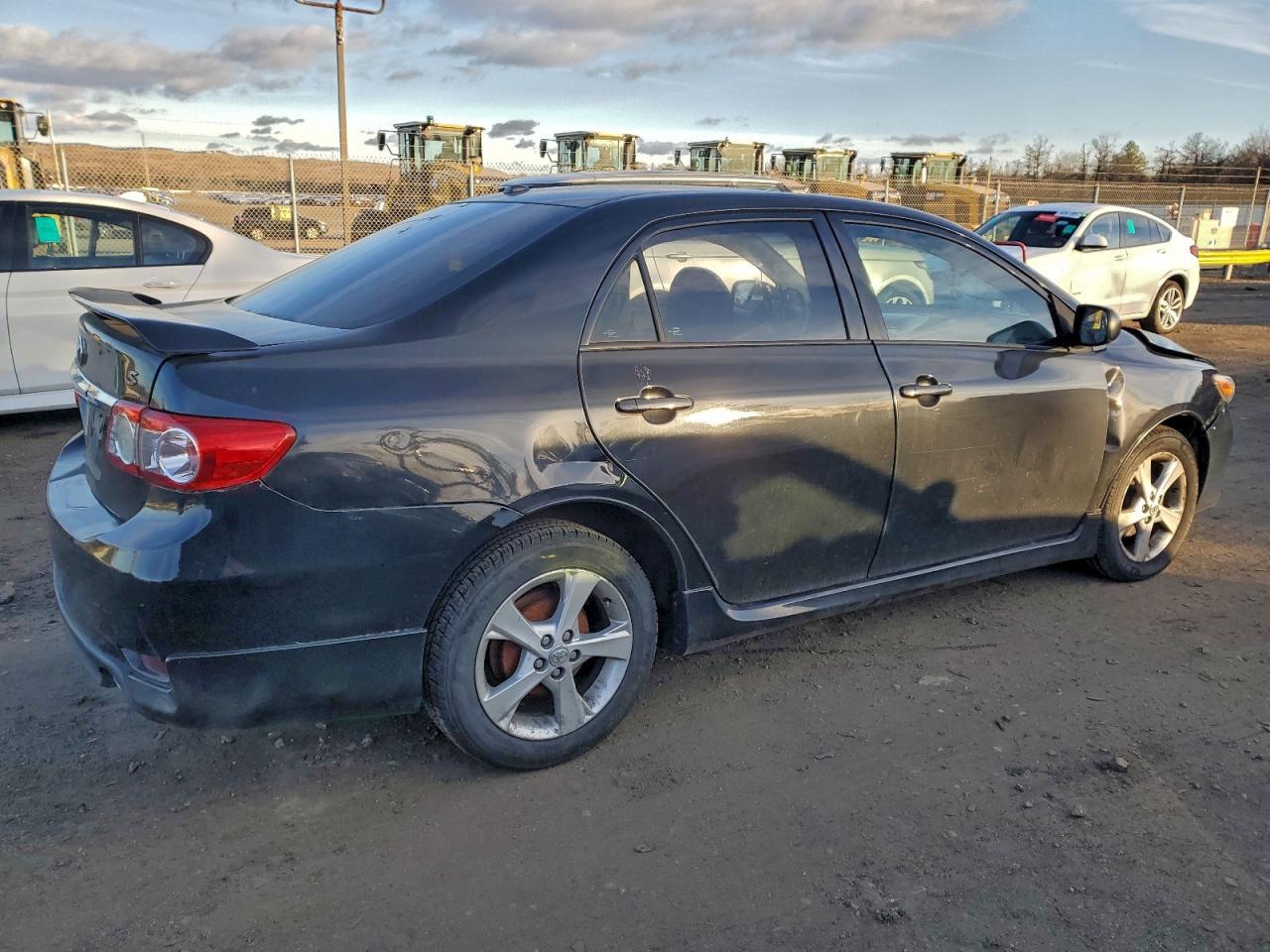 2011 TOYOTA COROLLA