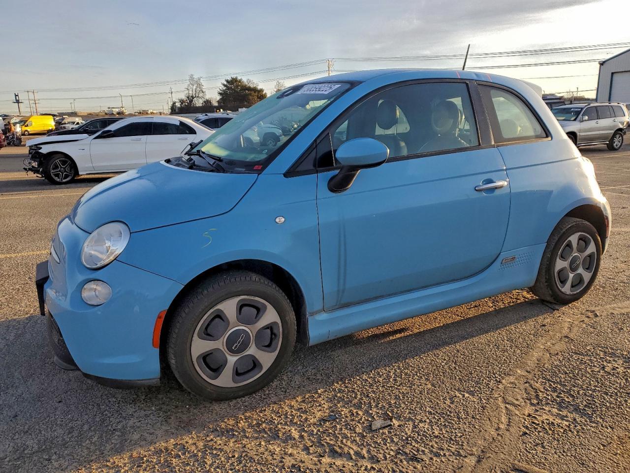 2015 FIAT 500