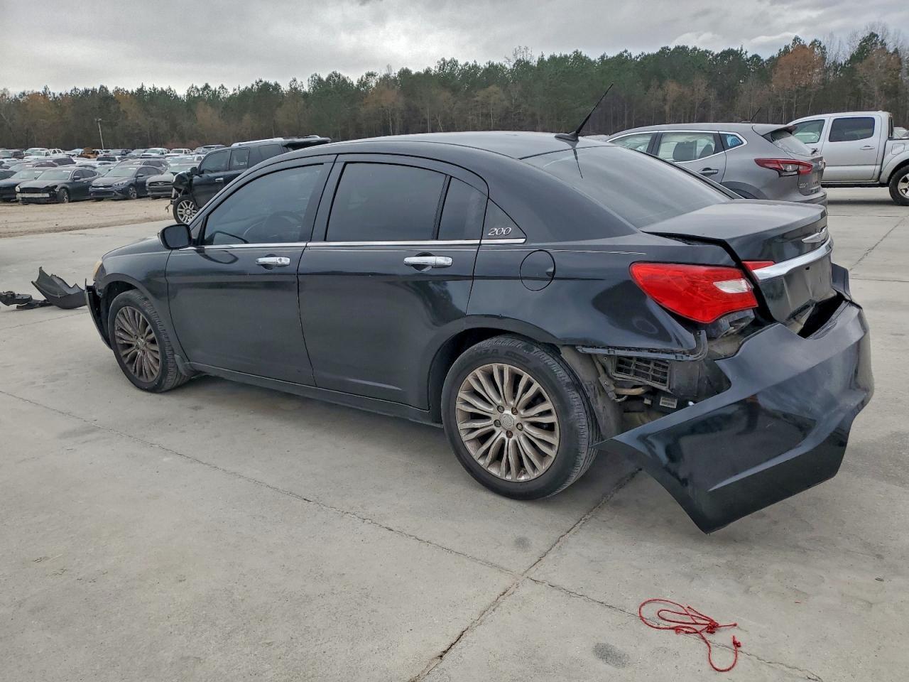 2011 CHRYSLER 200