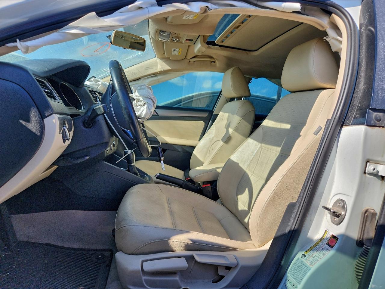 2015 VOLKSWAGEN JETTA