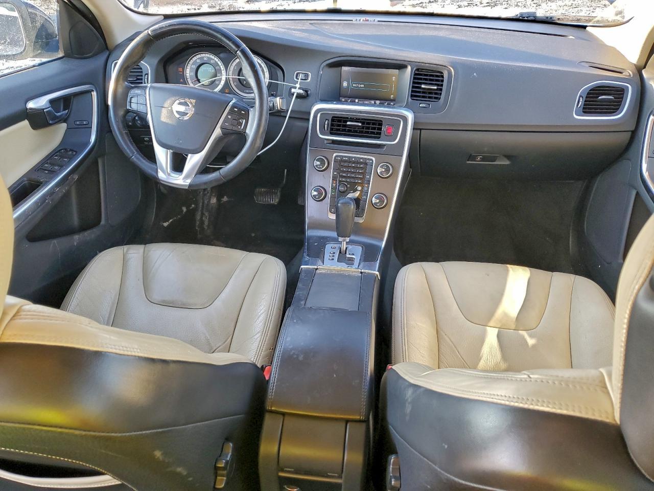 2012 VOLVO S60