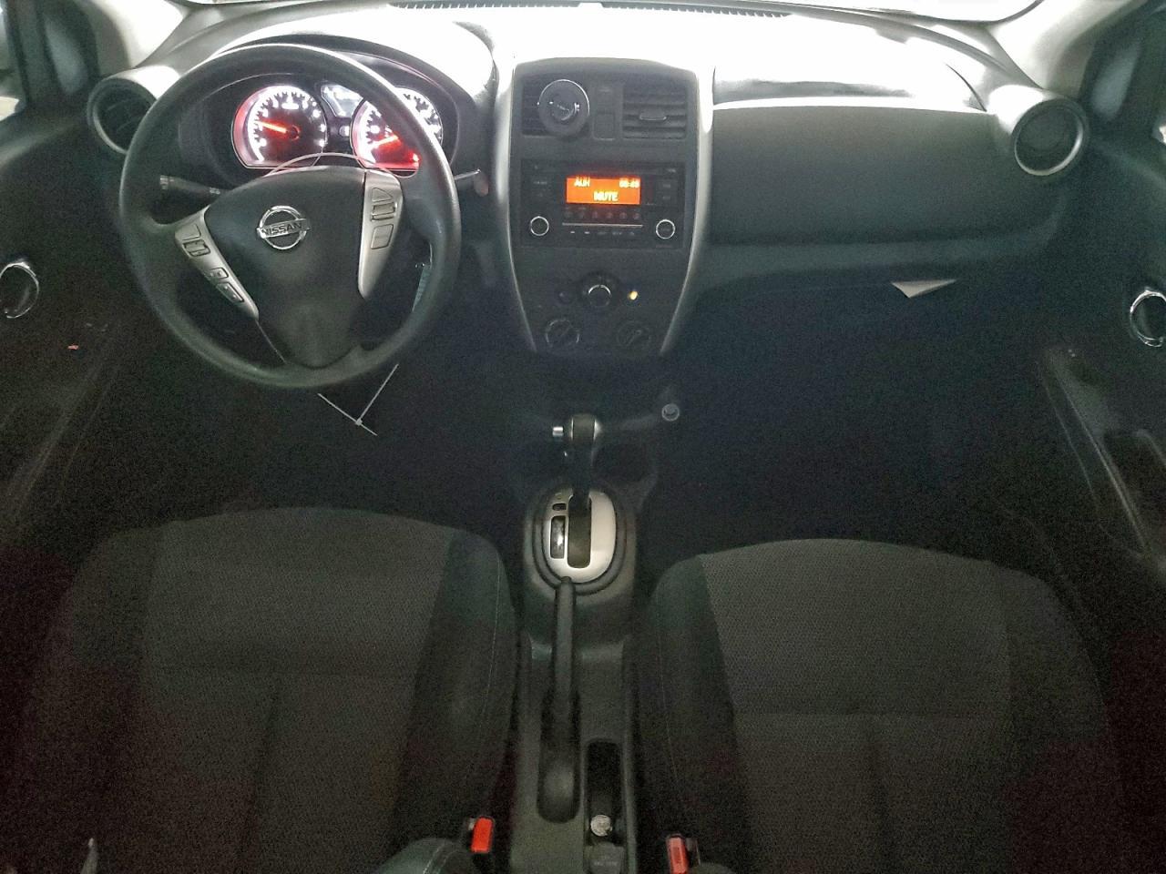 2017 NISSAN VERSA