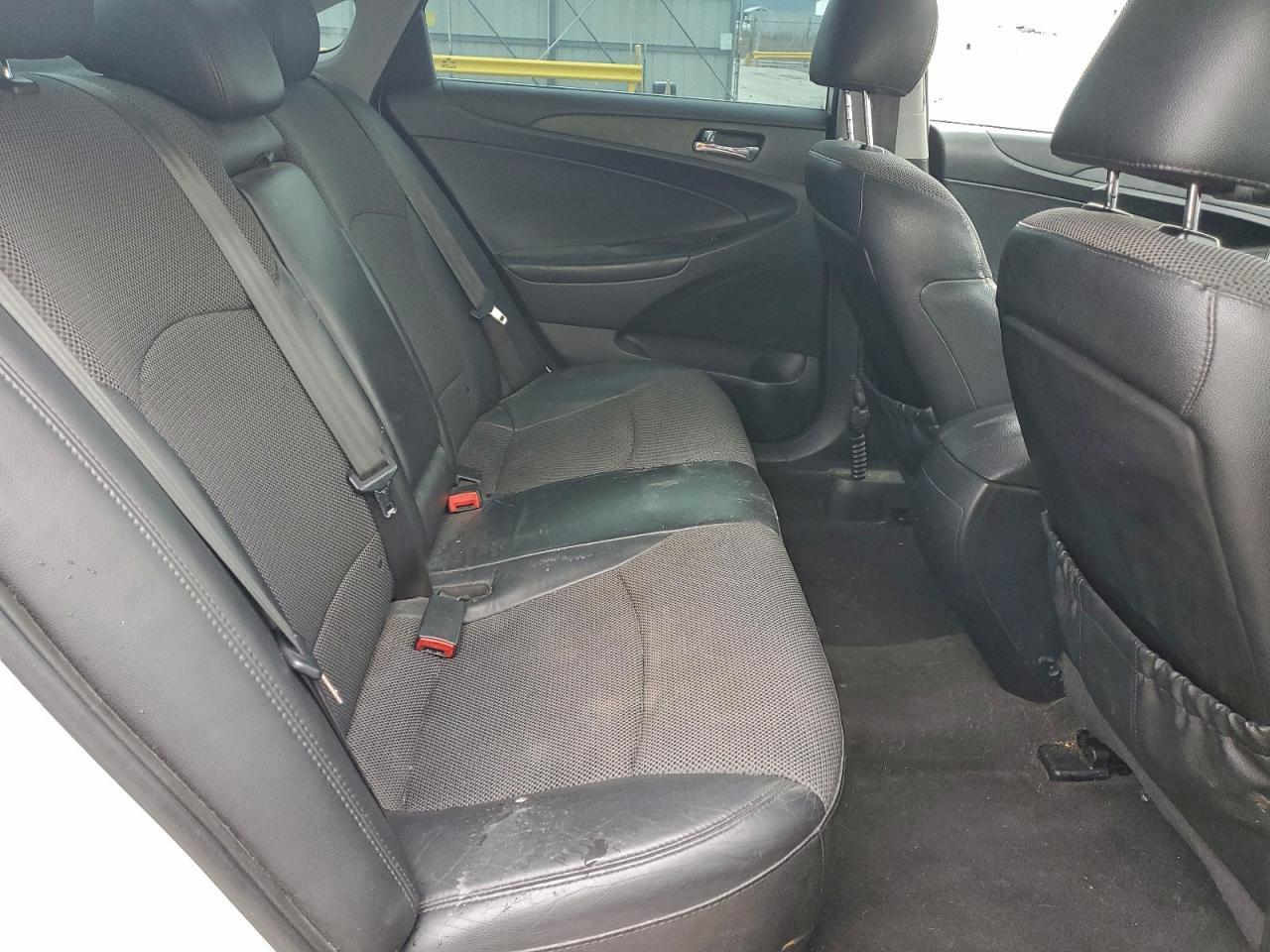 2012 HYUNDAI SONATA