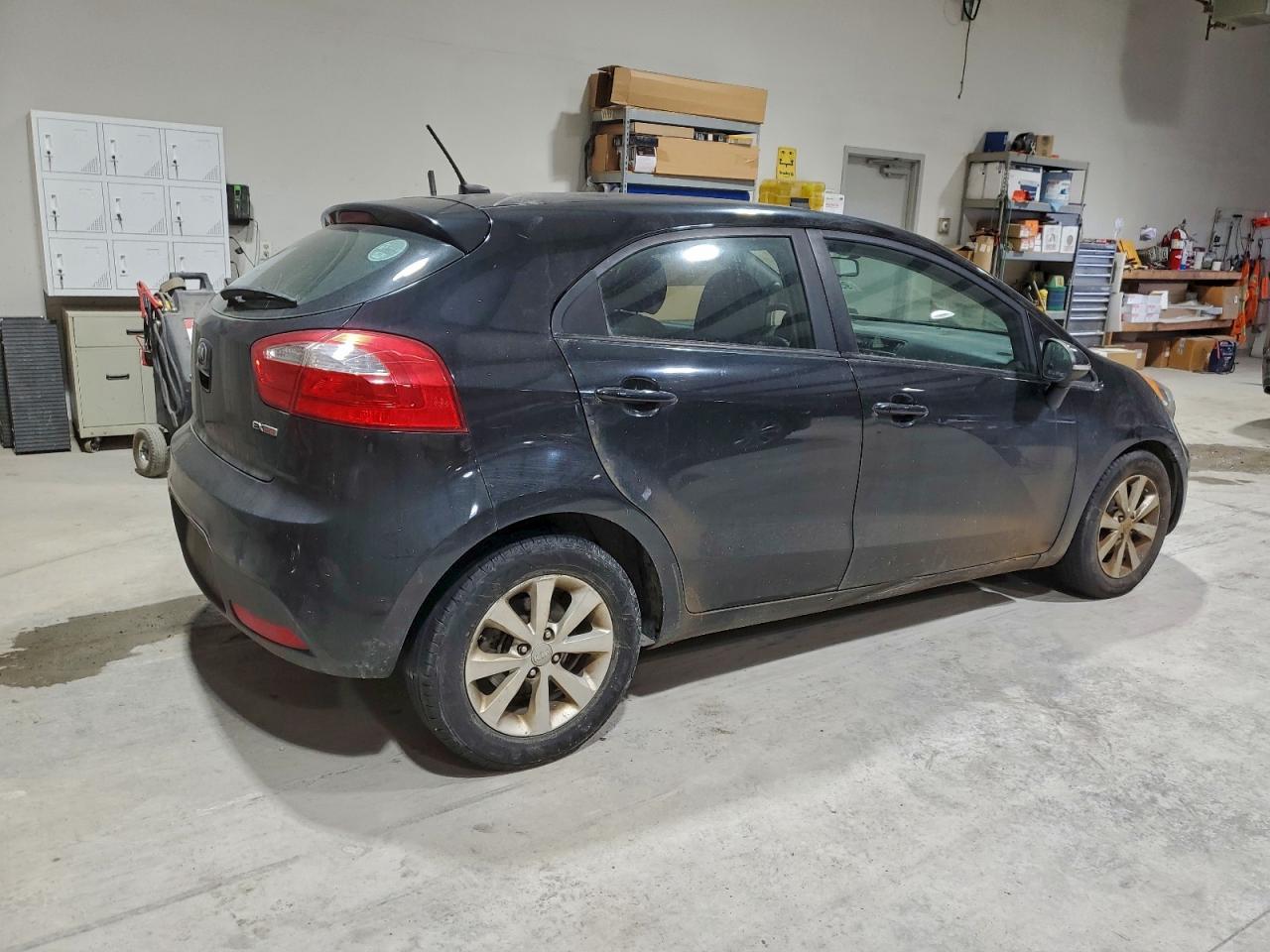 2013 KIA RIO