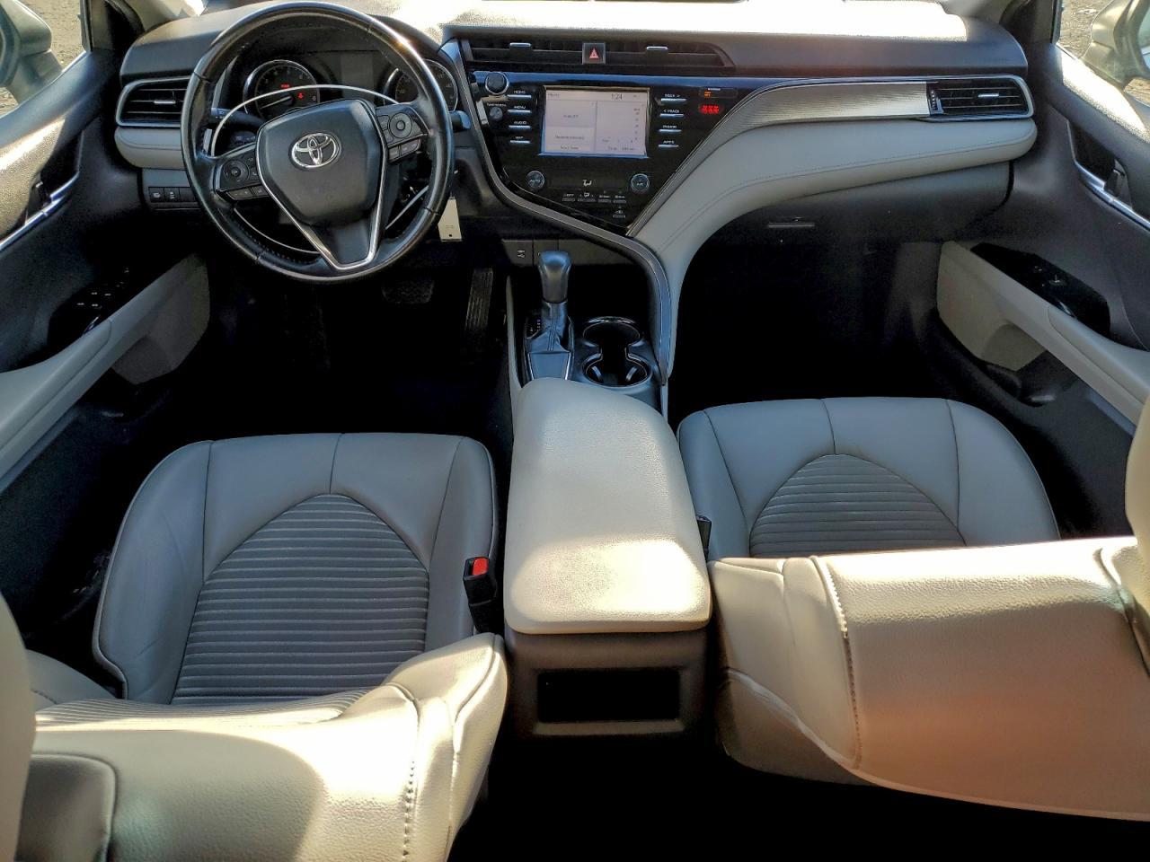 2019 TOYOTA CAMRY