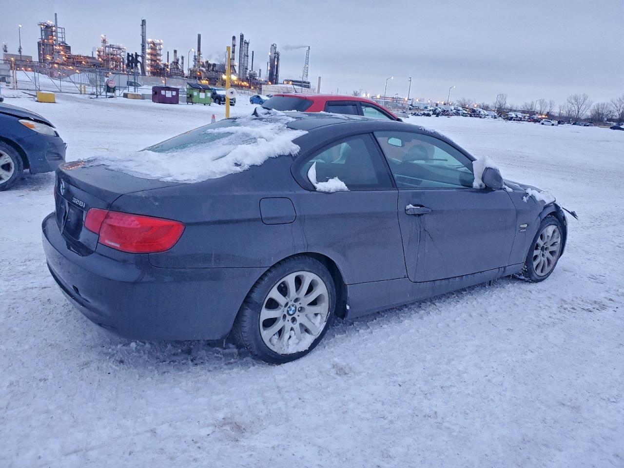 2011 BMW 3 SERIES