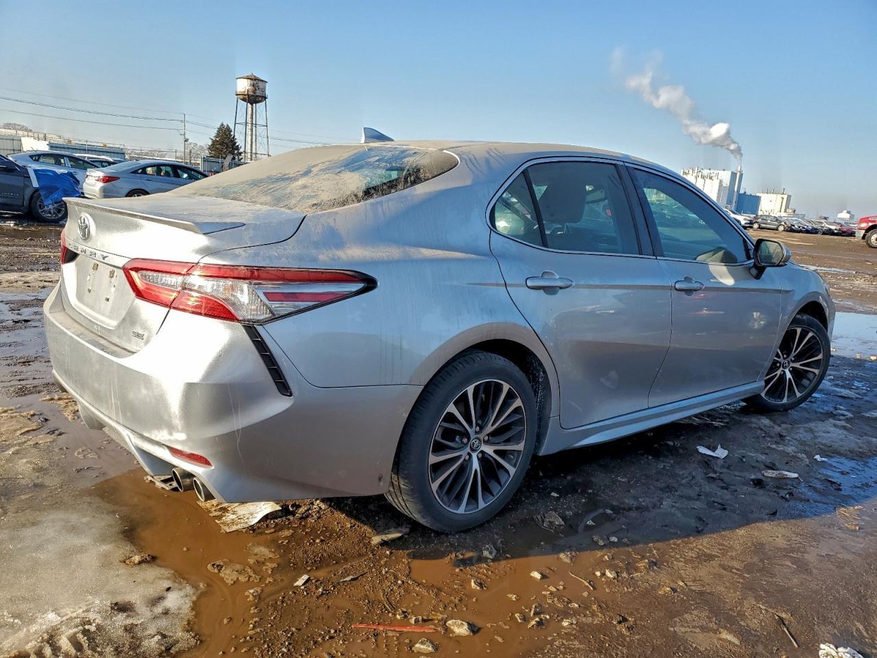 2018 TOYOTA CAMRY
