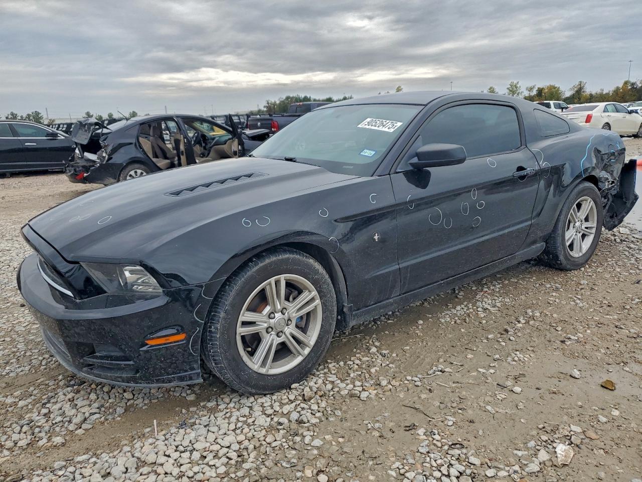 2013 FORD MUSTANG