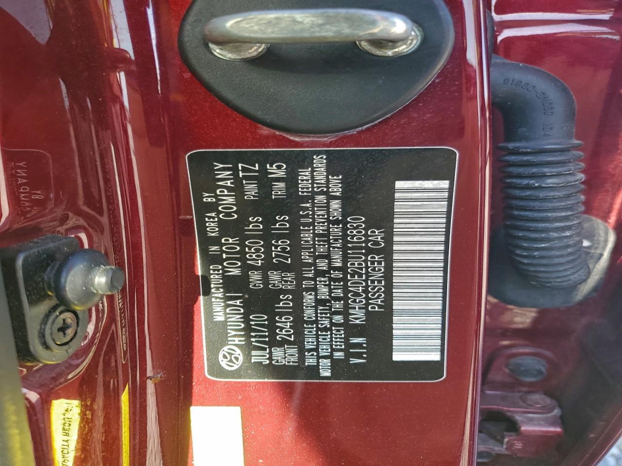 2011 HYUNDAI GENESIS