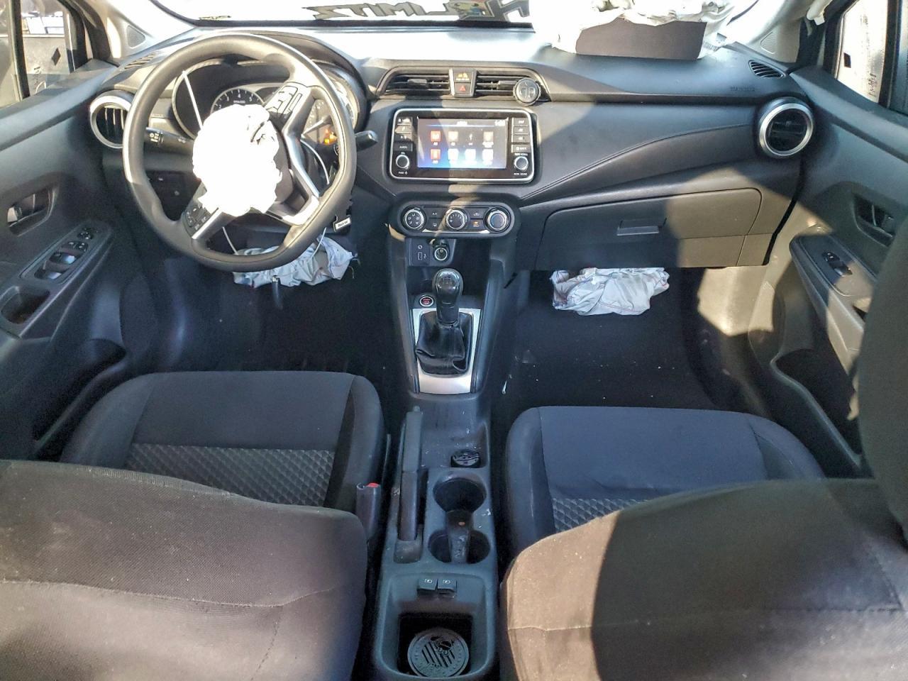 2021 NISSAN VERSA