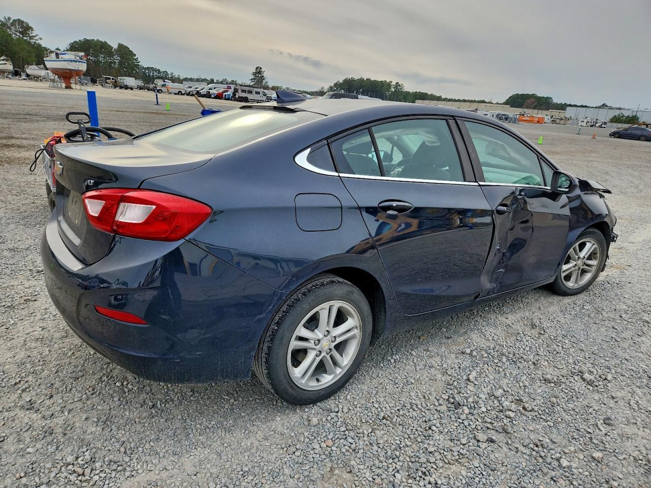 2016 CHEVROLET CRUZE