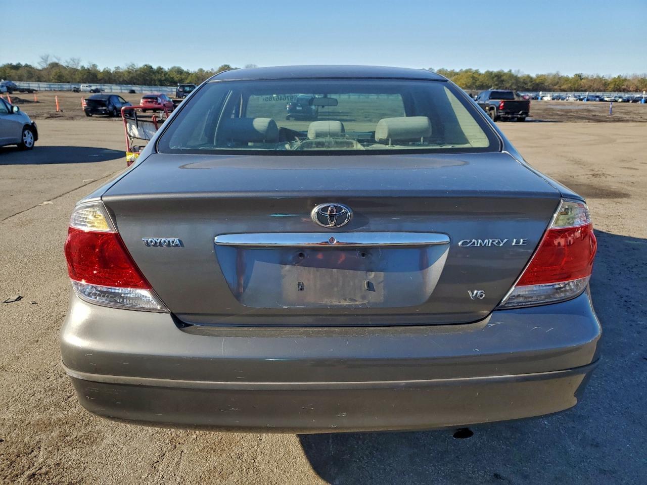 2005 TOYOTA CAMRY