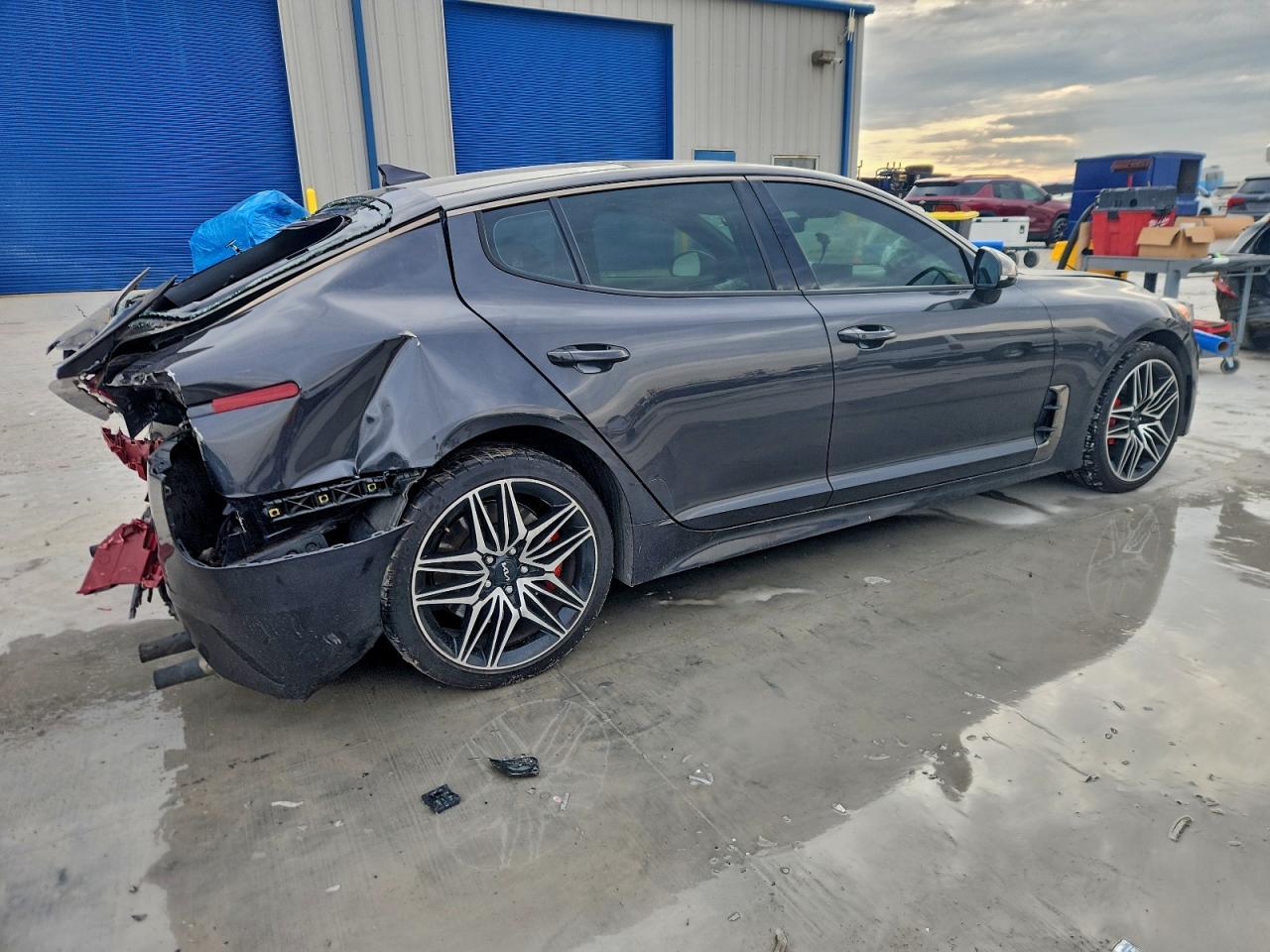 2022 KIA Stinger