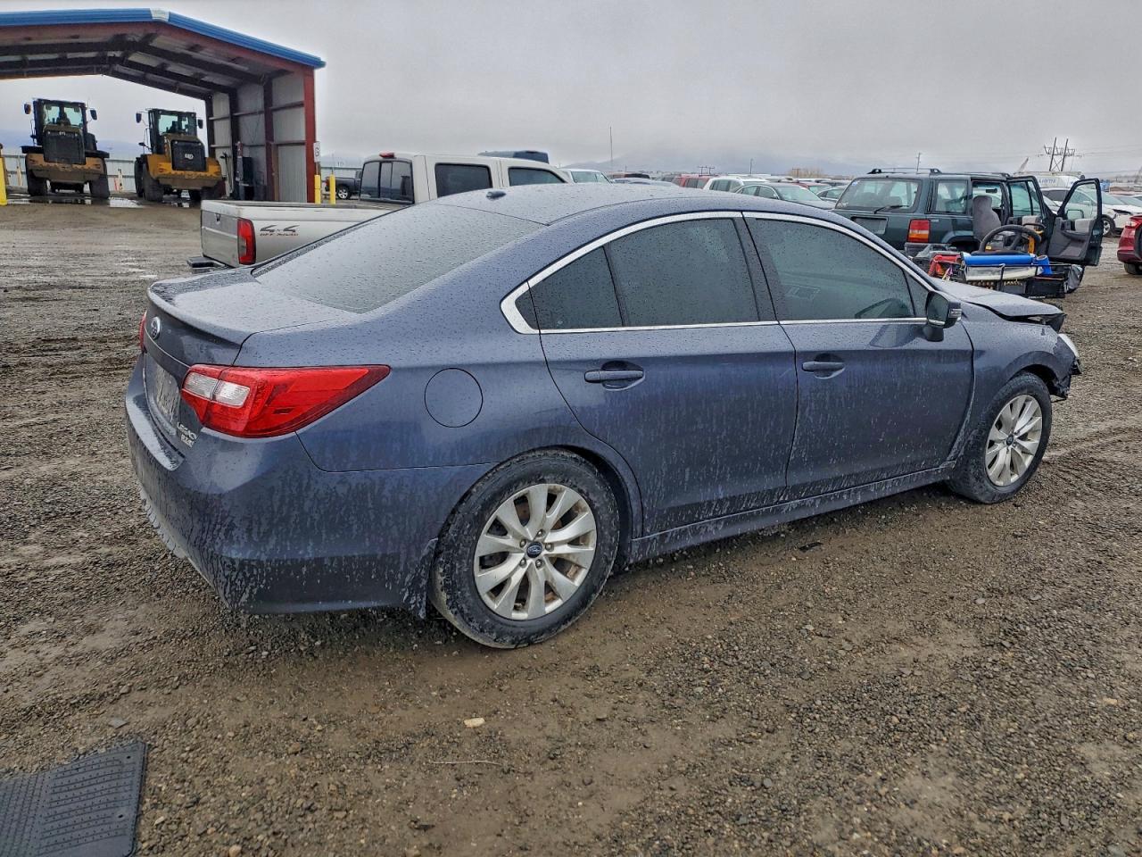 2015 SUBARU Legacy