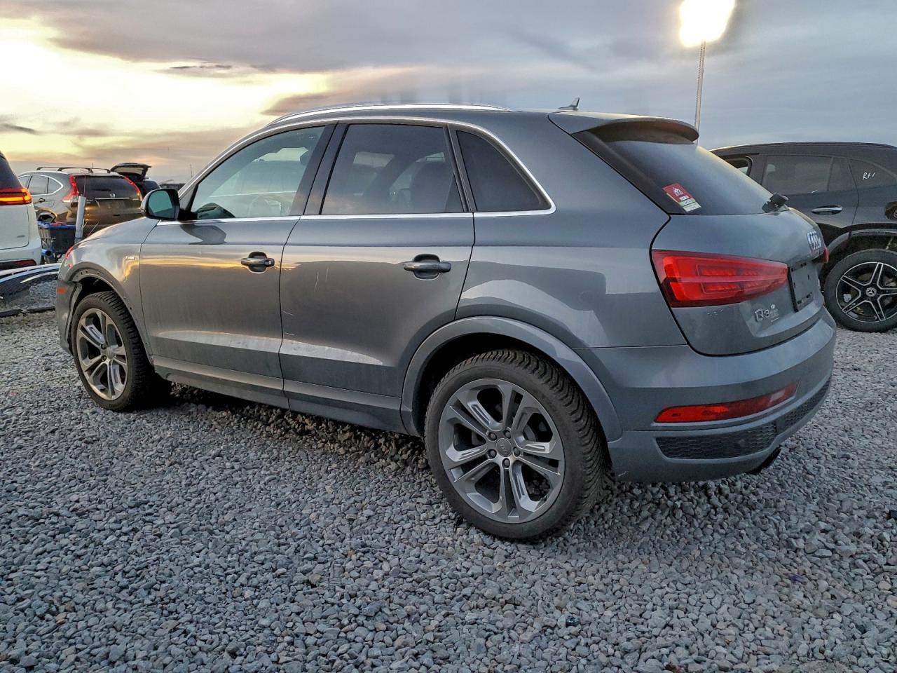 2016 AUDI Q3