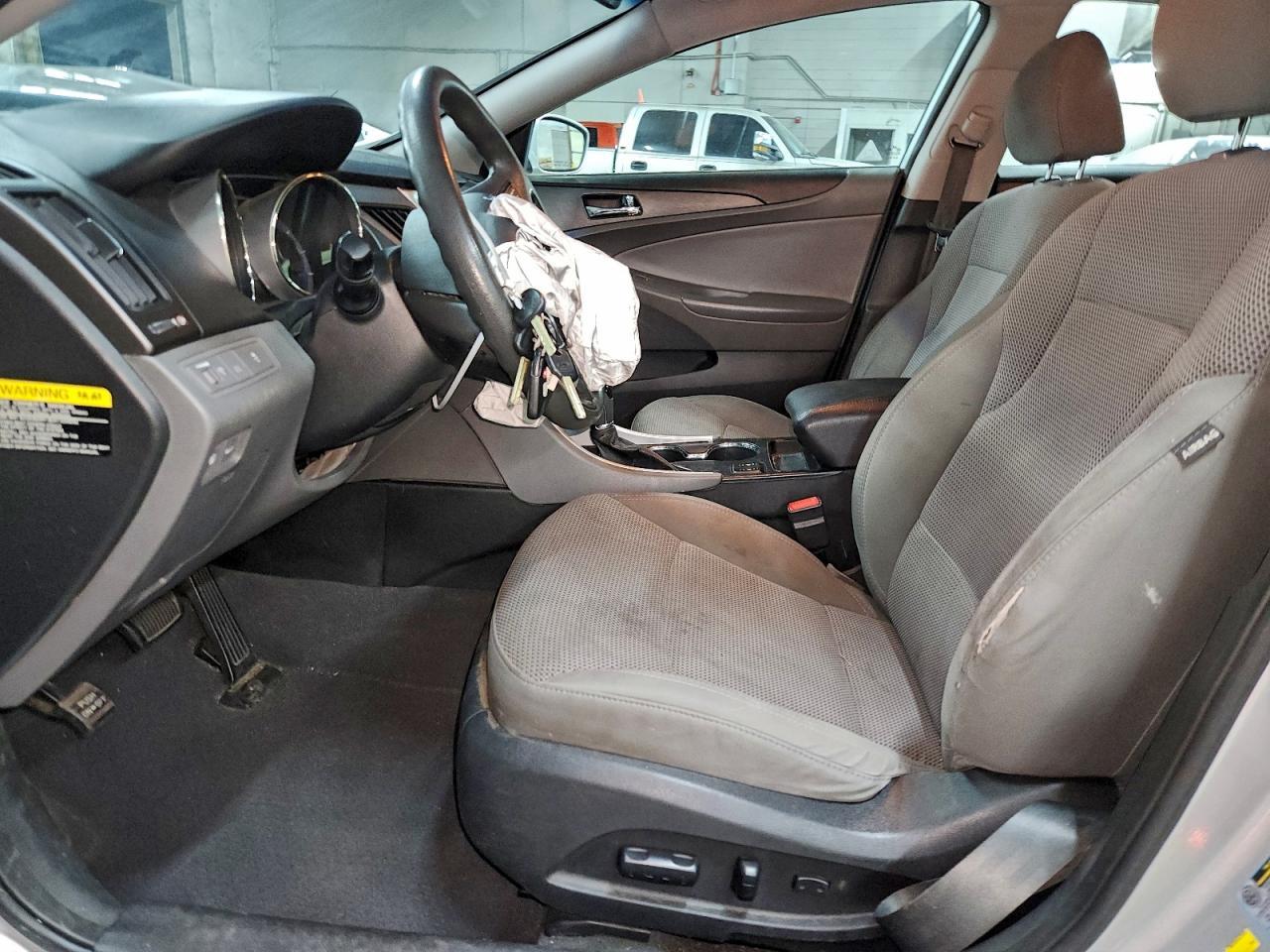 2013 HYUNDAI SONATA