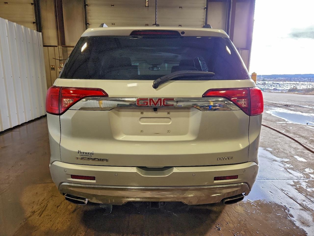 2017 GMC ACADIA