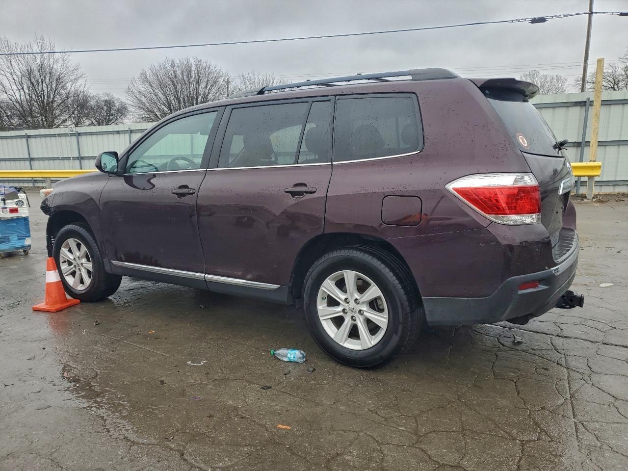 2013 TOYOTA HIGHLANDER