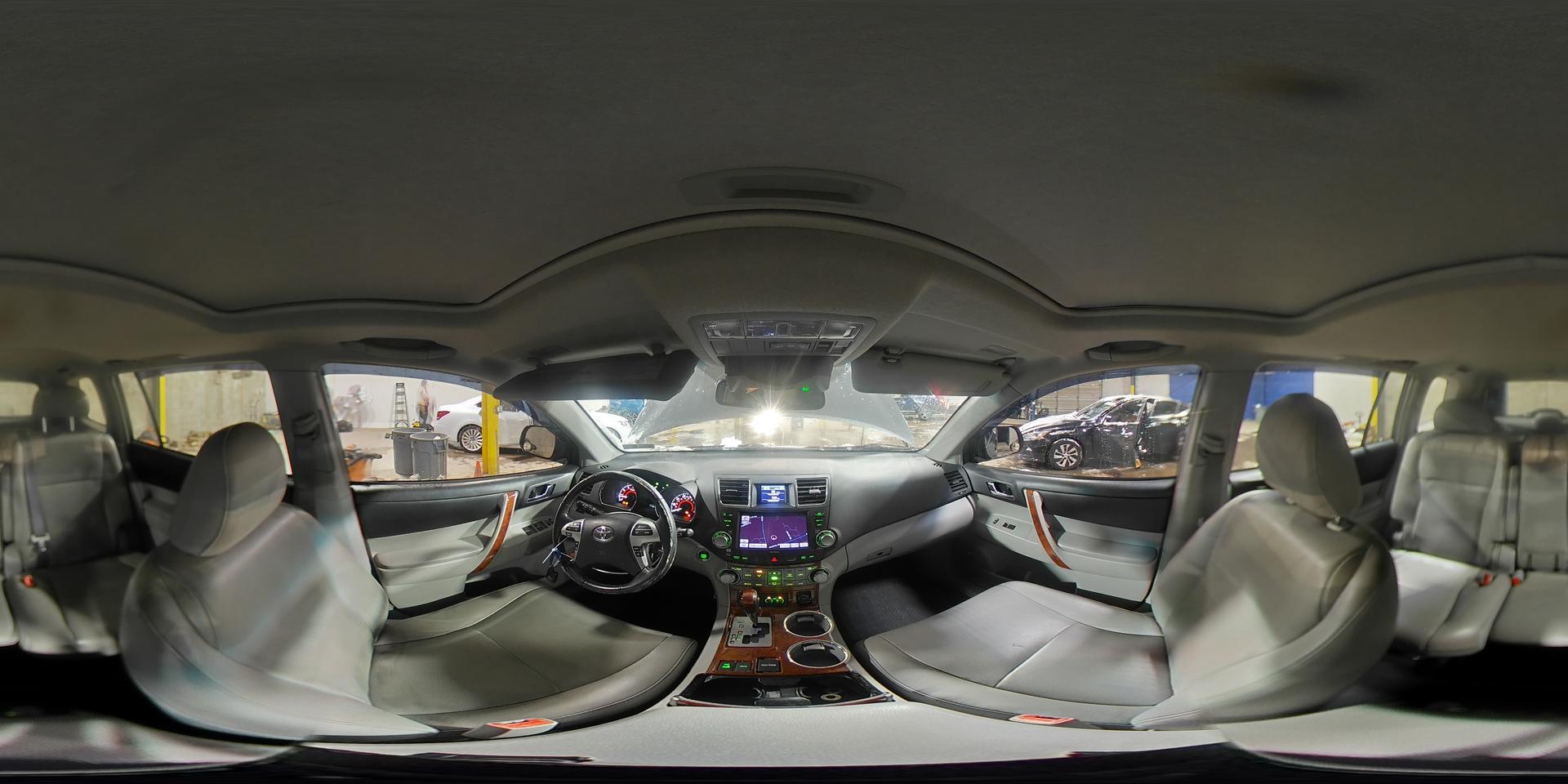 2012 TOYOTA HIGHLANDER