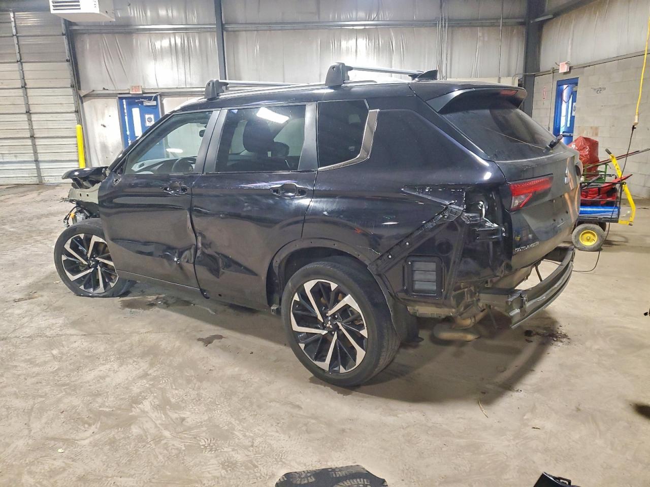 2022 MITSUBISHI outlander