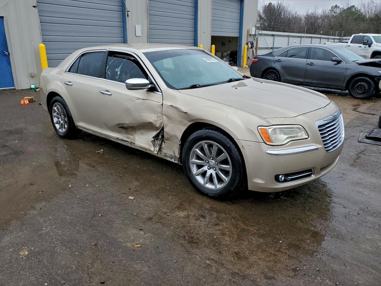 2012 CHRYSLER 300