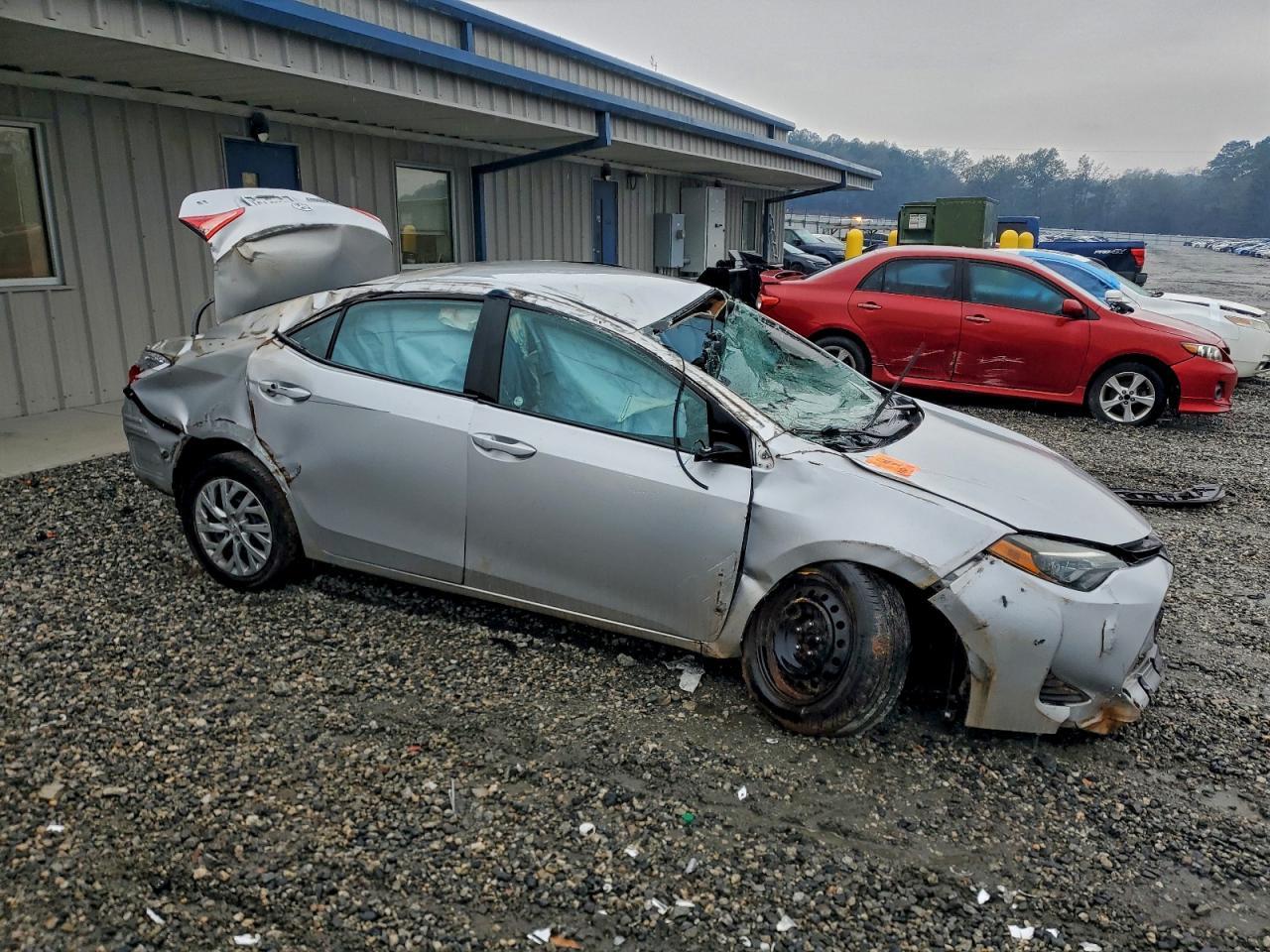 2019 TOYOTA COROLLA
