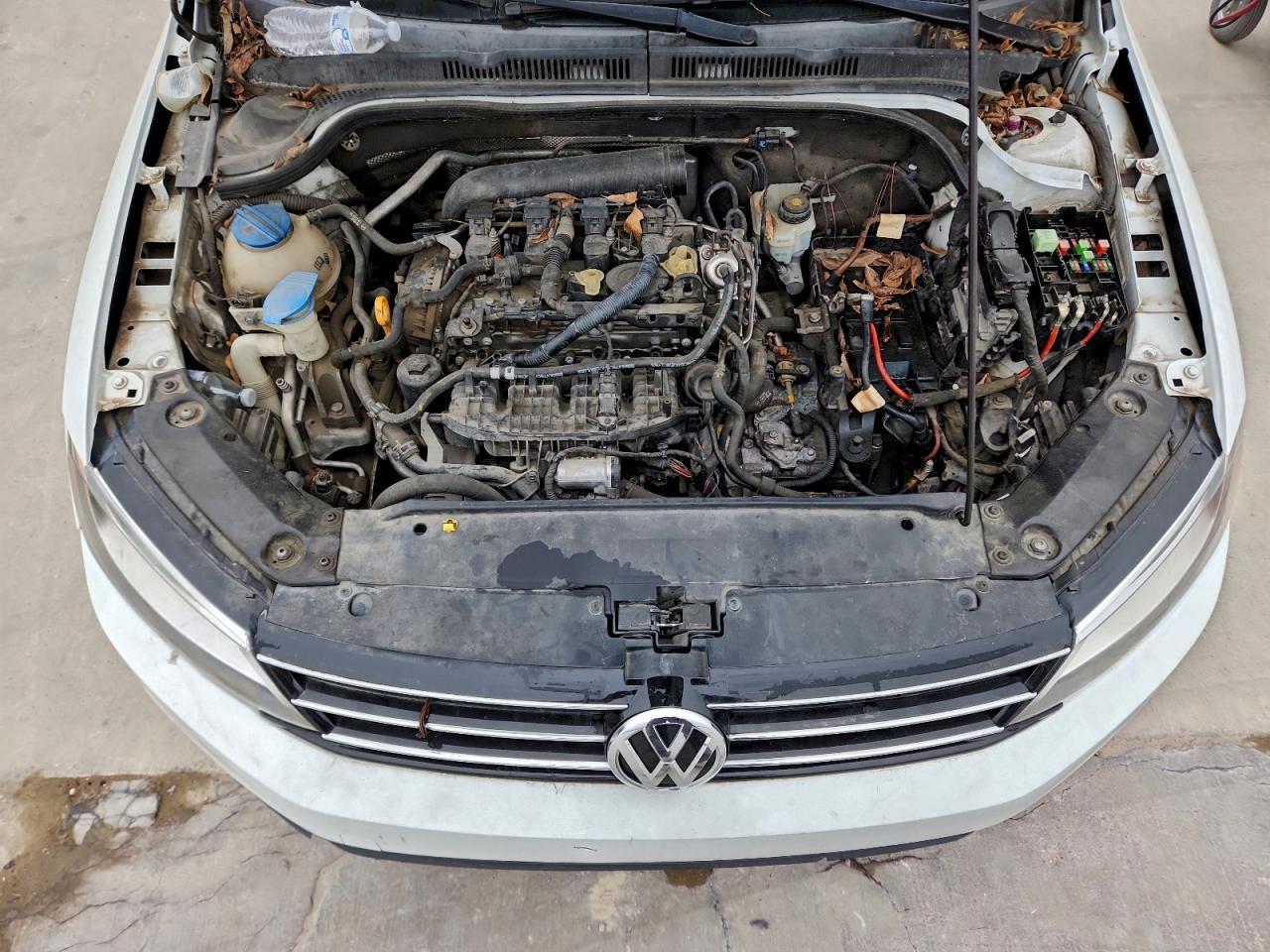 2016 VOLKSWAGEN JETTA