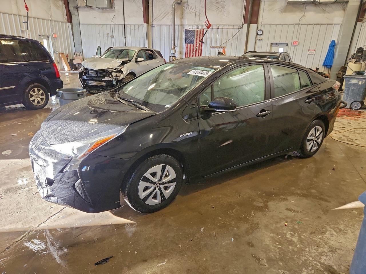 2017 TOYOTA PRIUS