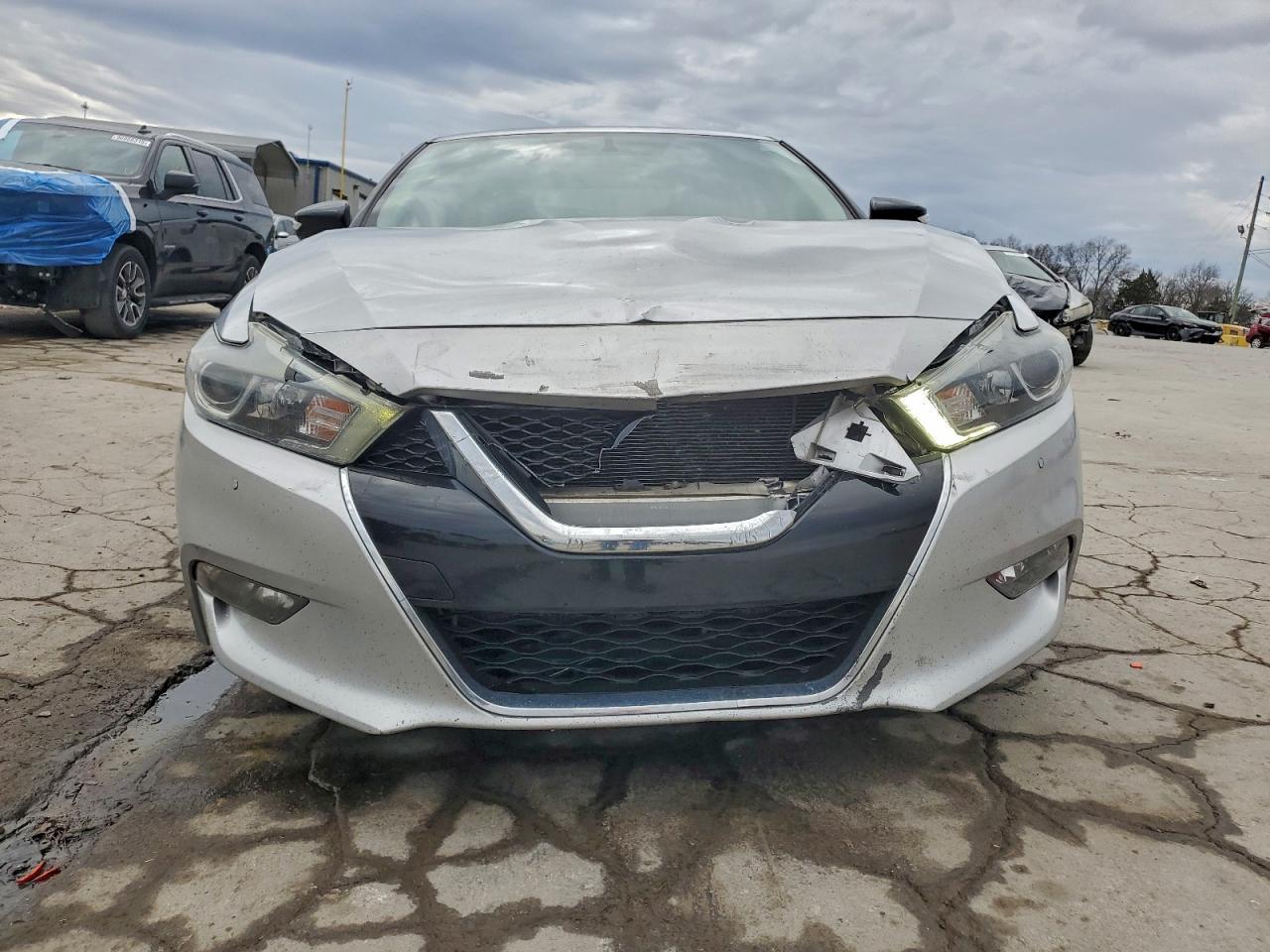 2018 NISSAN Maxima