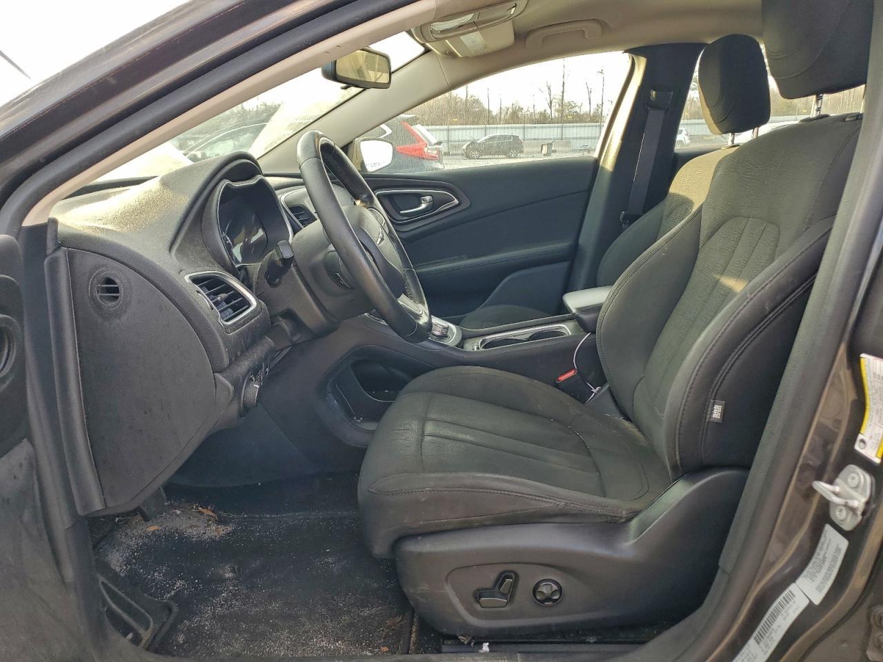 2017 CHRYSLER 200