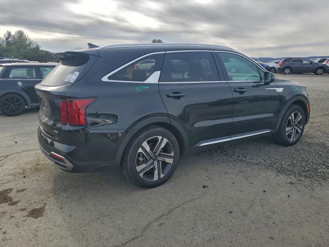 2023 KIA SORENTO